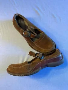 Born W5955 Stitched Buckle Closed Toe Leather Mary Jane Sandals Women's US 6 - Picture 1 of 5