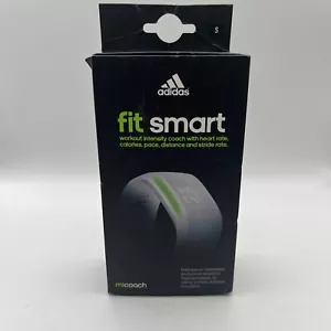 NUOVO Adidas micoach Fit Smart Activity Tracker + Frequenza Cardiaca Piccolo Bianco - Foto 1 di 3