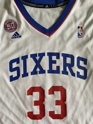 CAMISETA DE LOS FILADELFIA 76ERS SIXERS ANDREW BYNUM CON PARCHE DE 50 TEMPORADAS TALLA S Foto 1 de 4