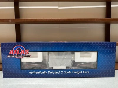 Atlas #3003050 75' CONRAIL  Depressed Center Flat Car 3 Rail  NEW O Scale - Image 1 of 4