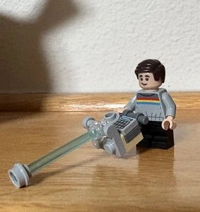 LEGO Wesley Crusher Minifig di Star Trek USS Enterprise 10356 - Prevendita - Foto 1 di 4