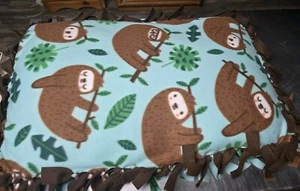 Handmade Pet Bed Sloths - Picture 1 of 4