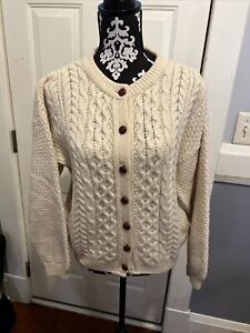 VTG HIGHLAND HOME INDUSTRIES (SCOTLAND) HAND MADE  CABLE KNIT CARDIGAN-MED