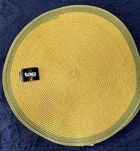 NWT Set of 8 TAG Round Yellow w/ Green Trim Woven 15” Indoor/Outdoor Placemats - Picture 1 of 4