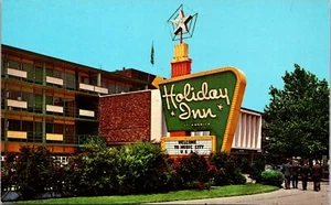 Holiday Inn Capitol Hill Nashville Tennessee Postcard - Picture 1 of 2