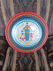 Large 19” Scandinavian Folk Art Tray Wall Decor Pennsylvania Dutch Couple Hearts - Picture 1 of 5