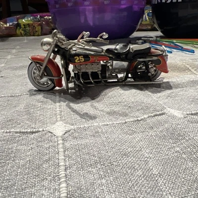 Hot Wheels NASCAR Thunder Rides Racing #25 MARINES 1:18 Motorcycle - Image 1 of 4