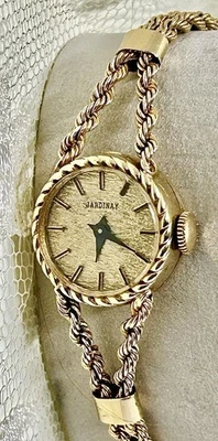Vintage 14k Gold Ladies Jardinay Geneva 17 Jewel Bracelet Chain Wrist Watch Runs - Image 1 of 4