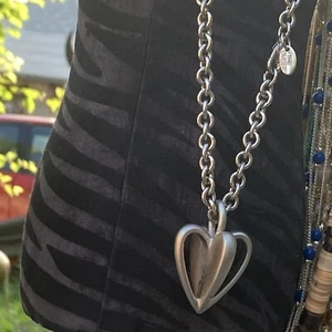 Unique The Limited Vintage 25” Heart Necklace - Picture 1 of 6