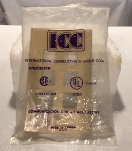ICC 6-Port Single Gang Flat Flaceplate, Ivory, New - Picture 1 of 3