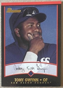 TONY GWYNN, 2001 BOWMAN CARD, LEGEND !