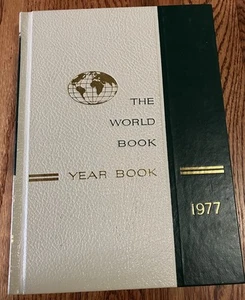 1977 The World Book Encyclopedia Yearbook 1976 Year in Review 608 Pages - Picture 1 of 4