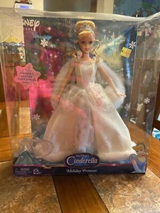 Disney Princess Special Edition Holiday Princess Cinderella - Picture 1 of 2