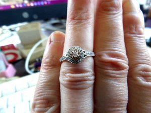 18k White Gold 0.11ct Oval Pink Diamond Ring 0.06cttw Pink Diamonds Ring Size 7 - Picture 1 of 3