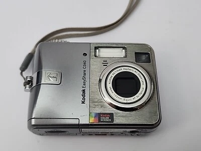 Kodak EasyShare C340 5.0MP Figital Camera Silver - Image 1 of 4