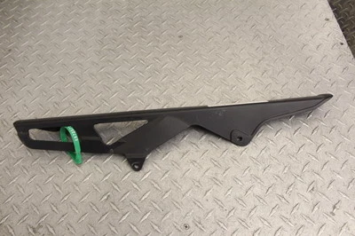 Protector de cadena de transmisión trasera Suzuki GSXR1000 GSX-R1000 2011 WH Foto 1 de 4