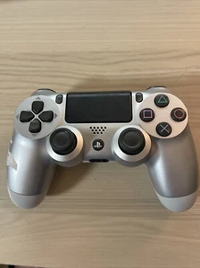 Sony DualShock 4 Controller - Silver * Please Read Description* W18-cd12 - Picture 1 of 2