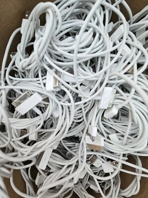 10 X Genuine Apple iPod Phone 2G 3G 4& 4S USB Data Sync & Charge Cable MA591G/A - Image 1 of 4