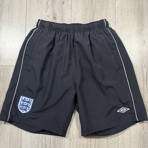 Vintage Umbro Small Men’s Black England Football Shorts. - Picture 1 of 11