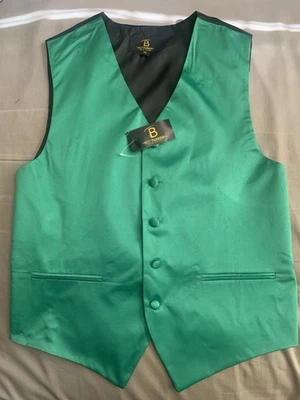 Men's Green Satin Tuxedo Vest. Holiday Party, Formal, Prom, Size XS (36 chest) - Image 1 of 4