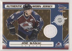 2003-04 Pacific Prism Game-Worn Jersey /935 Joe Sakic #112 HOF