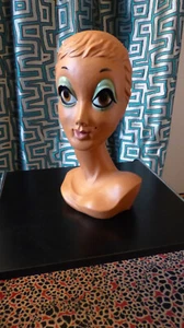 Twiggy Büste, 60er Jahre, vintage (Schaufenster Büste, Hutkopf), brauner Kunstst - Bild 1 von 3