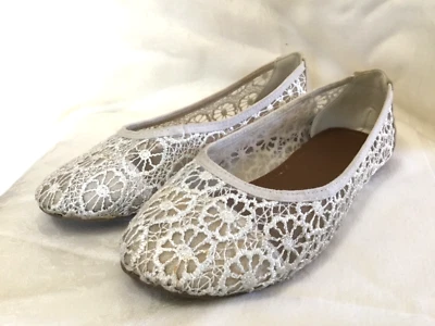 Ollio Blanco Abierto Floral Encaje Transpirable Informal Cómodo Ballet Dolly Zapatos 7.5 Foto 1 de 4