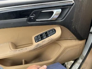 Interruptor puerta delantero PORSCHE MACAN 15 16 17 18 19 - Imagen 1 de 1