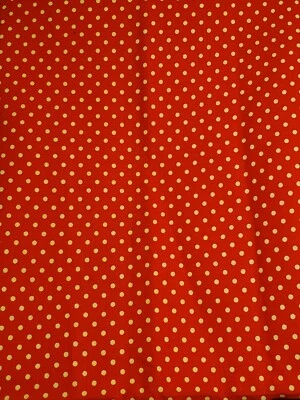 Tela de algodón roja con lunares blancos de 1 yarda más costura acolchada Foto 1 de 3