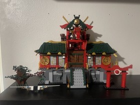 Lego Ninjago Battle for Ninjago City 70728 Instructions No Figures Rare 2014