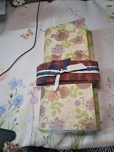 Junk Journal Handarbeit mit vielen Etiketten, Taschen, Klappbar, Verzierungen - Bild 1 von 6