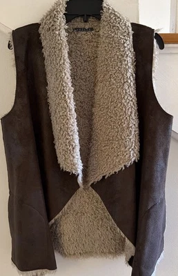 Velvet Women’s M Suede Vest - Image 1 of 4