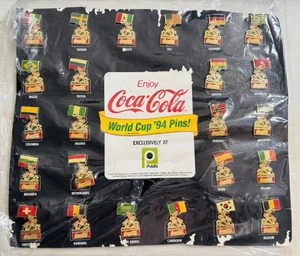 Vintage 94 Coca-Cola Coke USA World Cup Soccer Pins Pinbacks Set 24 Länder - Bild 1 von 12