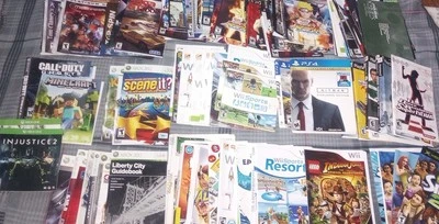 No Games. Lot Of 125 + Manuals, Cover Arts, Inserts. Mario Kart Wii. PS2 Xbox  - Image 1 of 4