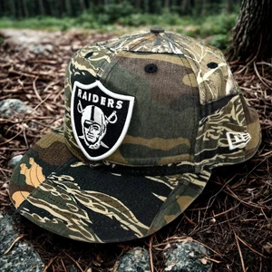 Las Vegas Raiders New Era Realtree Patchwork Camouflage 59FIFTY eng anliegende Mütze 7 3/4 (1) - Bild 1 von 9