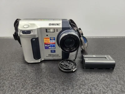 Sony Mavica MVC-FD92 1.6MP Digital Camera w/ Battery + Strap ~ Untested ~ READ - Image 1 of 4