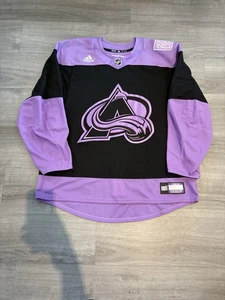 Colorado Avalanche Hockey Fights Cancer Team Emesso Made in Canada - Foto 1 di 4