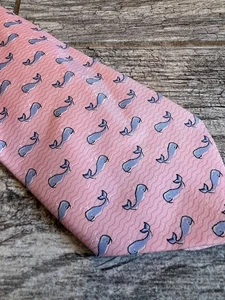 Tommy Hilfiger Mens Novelty Neck Tie Pink blue whale ocean 100% Silk Preppy baby - Picture 1 of 8