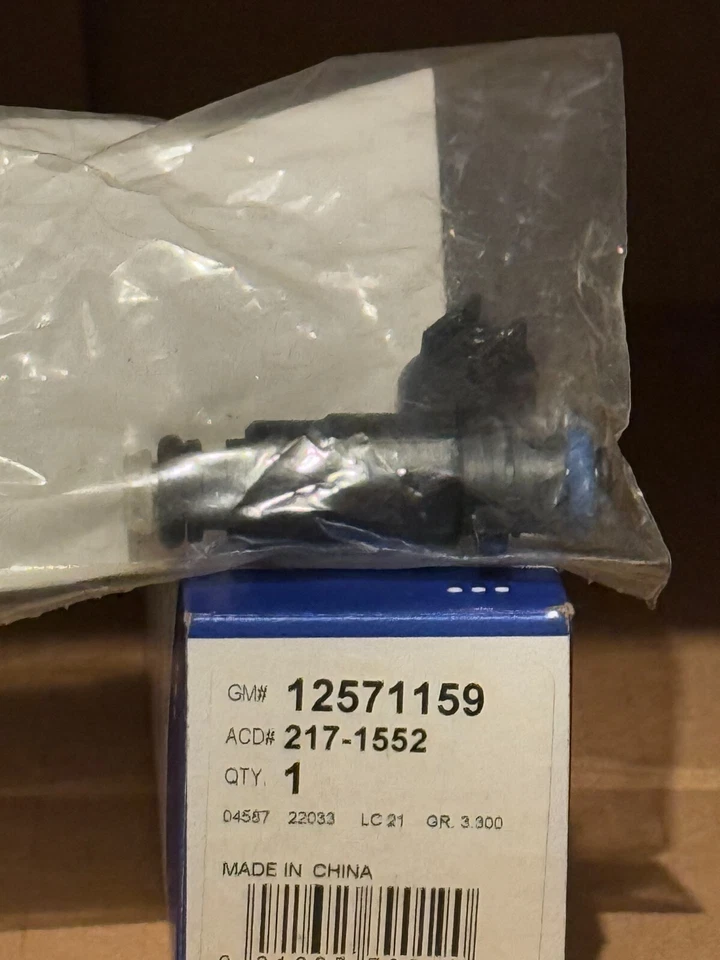 Nuevo inyector de combustible genuino GM 217-1552 12571159 se adapta a varios Buick Cadillac 04-08 Foto 1 de 4