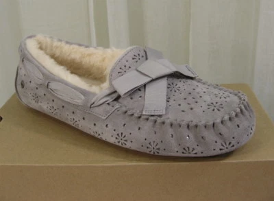 NIB UGG Womens Dakota Sunshine Bow Suede Slipper Moccasin US 12/EU 43 Seal Grey - Image 1 of 4