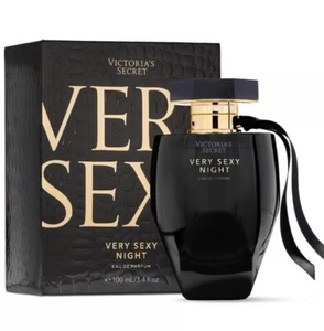 VICTORIAS SECRET VERY SEXY NIGHT PERFUME EAU DE PARFUM 3.4 oz Plus Duffle Tote - Picture 1 of 2