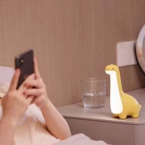 Long Necked Dinosaur Light USB Charging Soft Light Sleeping Light Night Light - Afbeelding 1 van 15