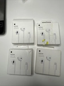 4- Auriculares intrauditivos Apple EarPods MWTY3AM/A Lightning con cable - Imagen 1 de 8