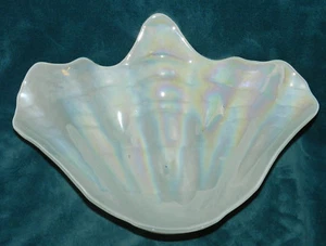 BEAUTIFUL IRIDESCENT PORCELAIN? SHELL BOWL! NAUTICAL! - Imagen 1 de 5