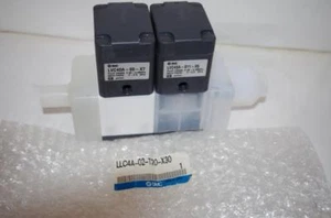 SMC LLC4A-02-T20-X30  VALVE  FLUOROPOLYMER MFLD BASE  NEW!! - Picture 1 of 9