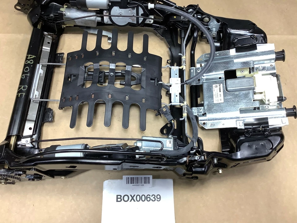 AUDI A8 QUATTRO 2006 marco de asiento superior del pasajero delantero derecho con motores OEM+ Foto 1 de 4
