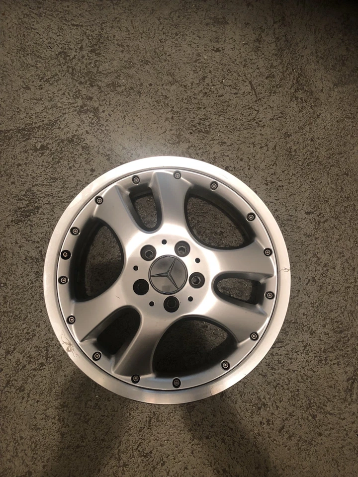 Mercedes BBS RT 180 in 7 x 17 ET 57 und RT 181 in 7 X 17 ET 49 Alufelgen - Bild 1 von 4