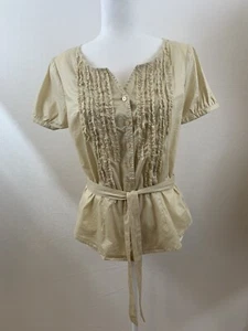 AUGUST SILK Size 8 Light Beige Ruffled Cotton Top Cap Sleeves Notched Neck. EUC - Picture 1 of 9