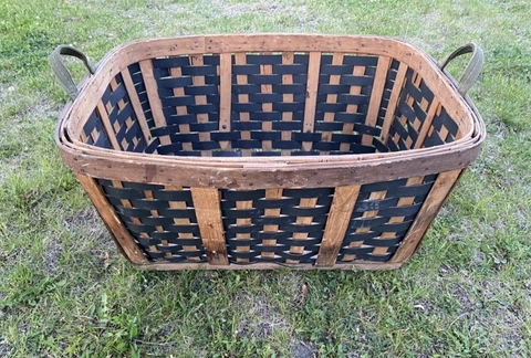 Vintage Laundry Basket Wood Quilt with Metal Straps Farm Rustic 14” X 23” X 30” Cover