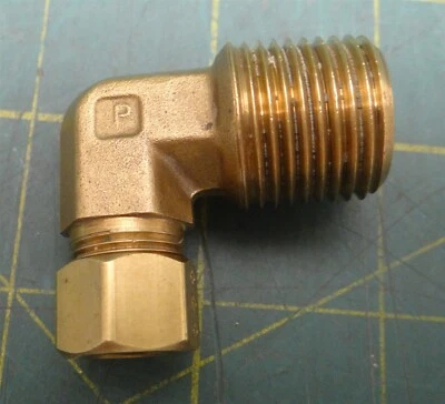 Parker Hannifin 3/8" Tube OD x 1/2" Male NPT Brass 90° Elbow Pipe Fitting - Image 1 of 4